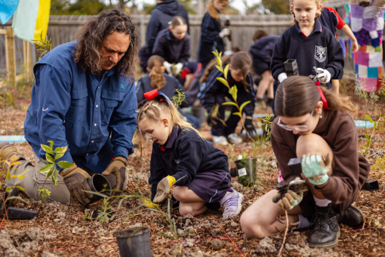 Gardening Australia Junior on ABC Kids and ABC iview S3E11