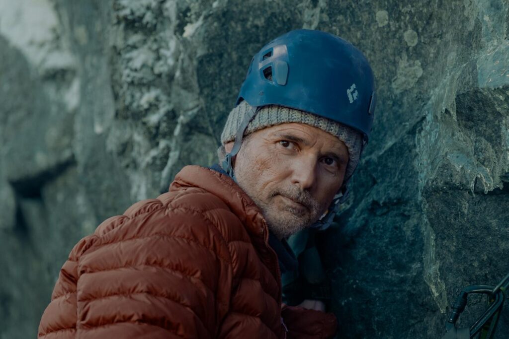 Apex on Netflix official trailer