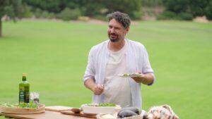 Better Homes and Gardens on Channel 7 S32E16 and S32E17