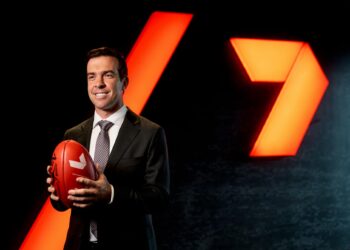 Seven welcomes Tom Morris