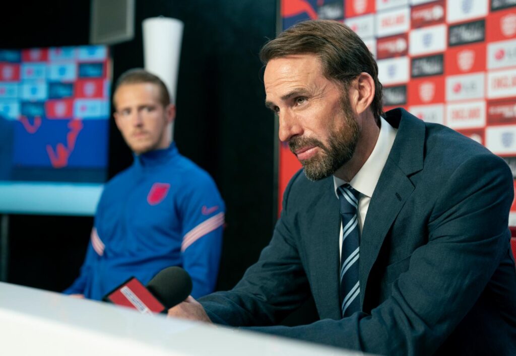 Dear England on Binge with Joseph Fiennes trailer