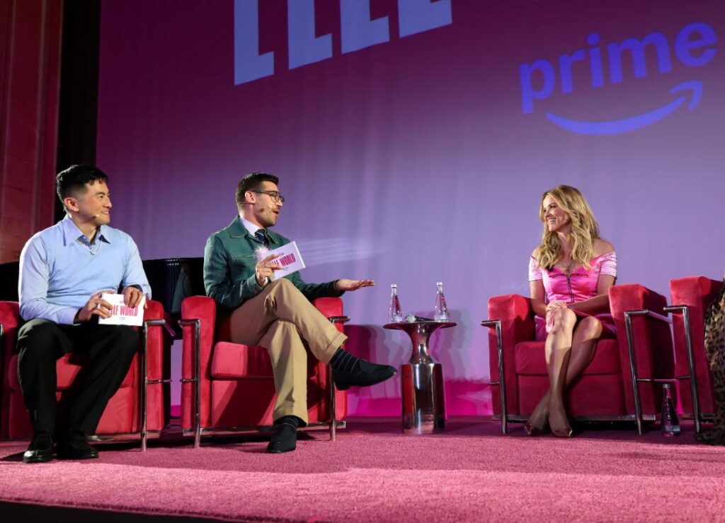 Reese Witherspoon reunites with the original Legally Blonde cast during the Elle World event in New York.