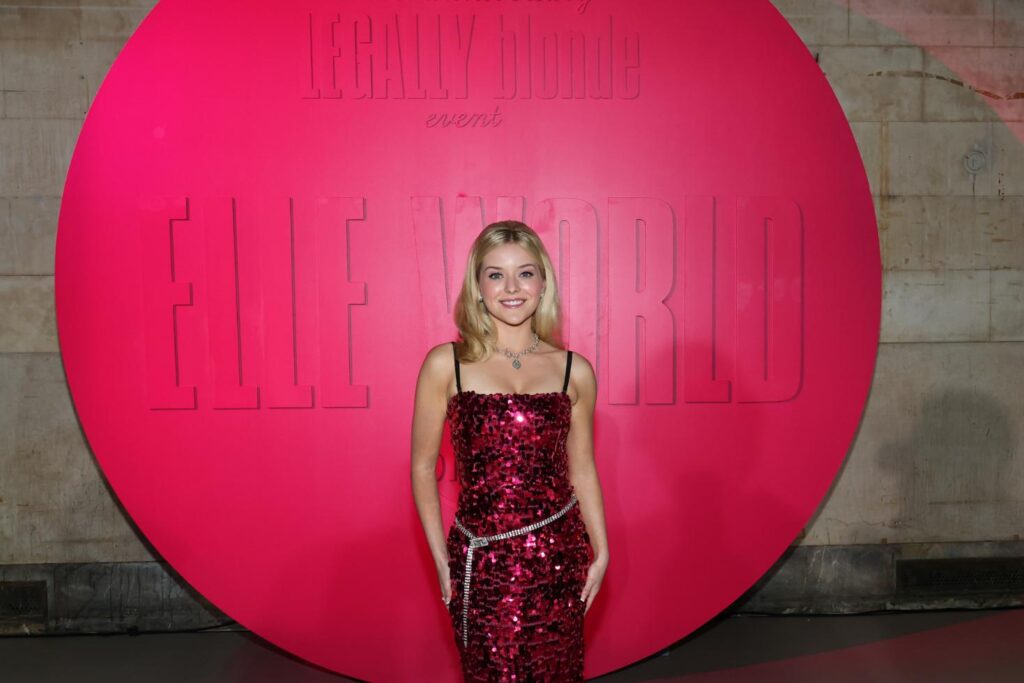 Reese Witherspoon reunites with the original Legally Blonde cast during the Elle World event in New York.