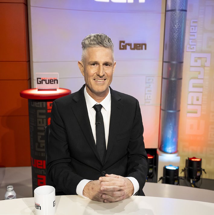 Wil Anderson hosts Gruen Season 18 Episode 9 on ABC TV and ABC iview.