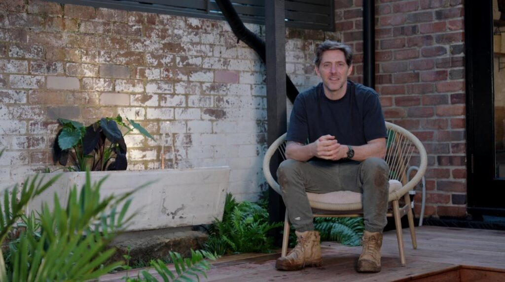 Johanna Griggs visits Two Good charity on Better Homes and Gardens on Channel 7.