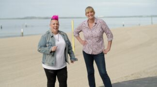 Anna Polyviou and Johanna Griggs in Better Homes and Gardens on Channel 7.