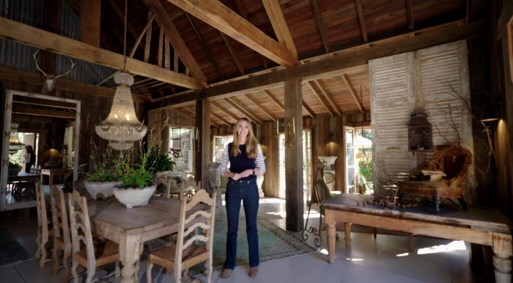 Johanna Griggs visits Two Good charity on Better Homes and Gardens on Channel 7.