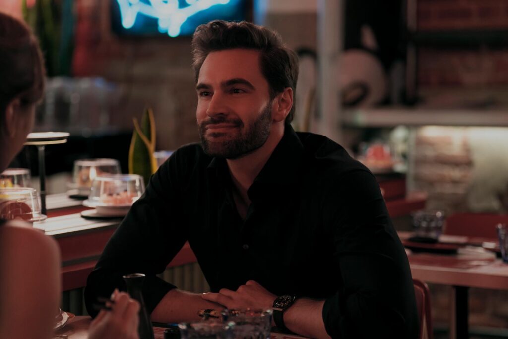 Lili Reinhart and Tom Bateman star in Prime Video's adaptation of The Love Hypothesis.
