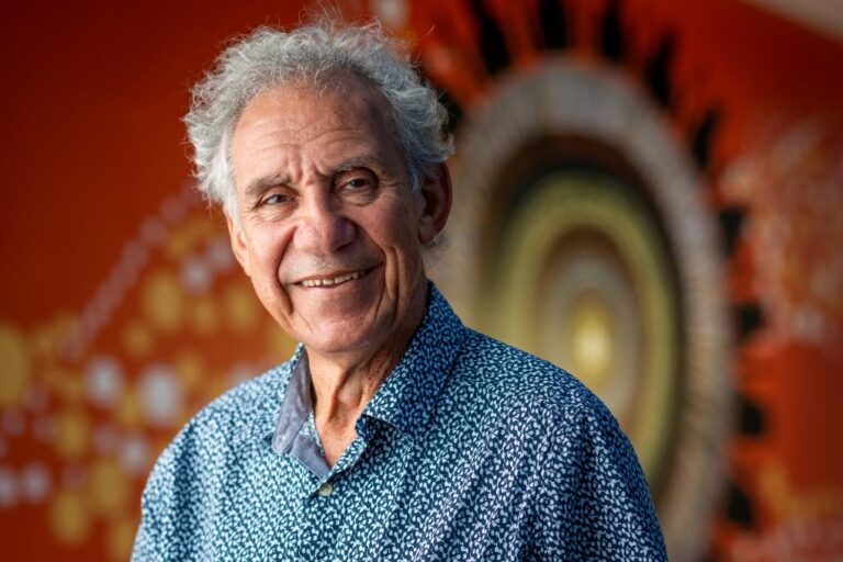 Dr Charlie King AM departs the ABC after more than three decades in broadcasting
