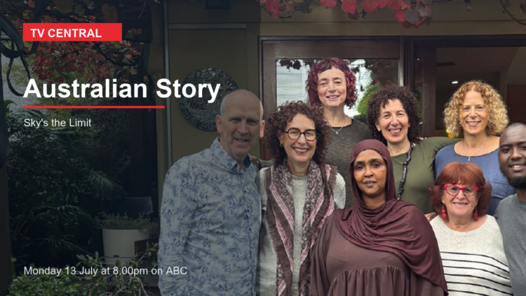 Naima Ali Farah, Feisal Abdi Sugal and their support group in Australian Story Sky's the Limit.