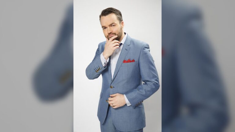 Brydon Coverdale discusses The Chase Australia on the TV Central podcast