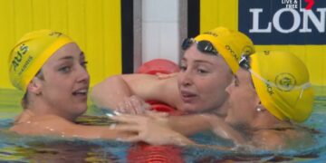 Meg Harris, Molly O'Callaghan and Shayna Jack celebrate Australia's 100m freestyle sweep at Glasgow 2026