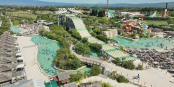 Record-Breaking Waterparks airs on SBS in week 31, 2026