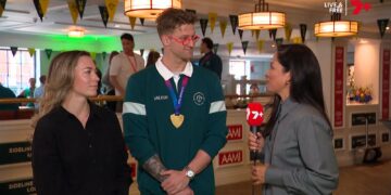 Sam Williamson speaks with Mel McLaughlin alongside Linnea Lindberg at Glasgow 2026