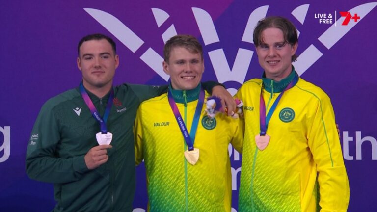 Tim Hodge and Harrison Vig after winning gold and bronze for Australia at Glasgow 2026.