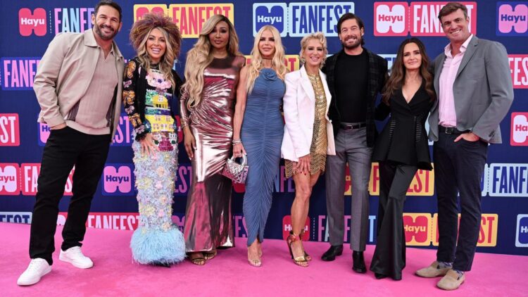 Hayu FanFest Sydney 2026 reality TV stars on the pink carpet