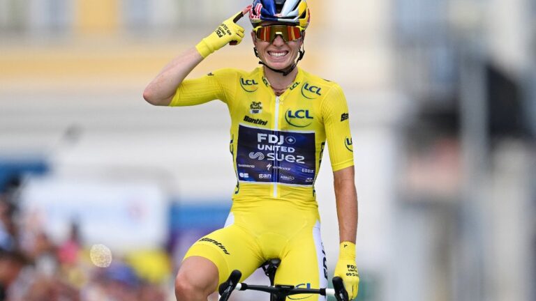 Tour de France rider in yellow jersey