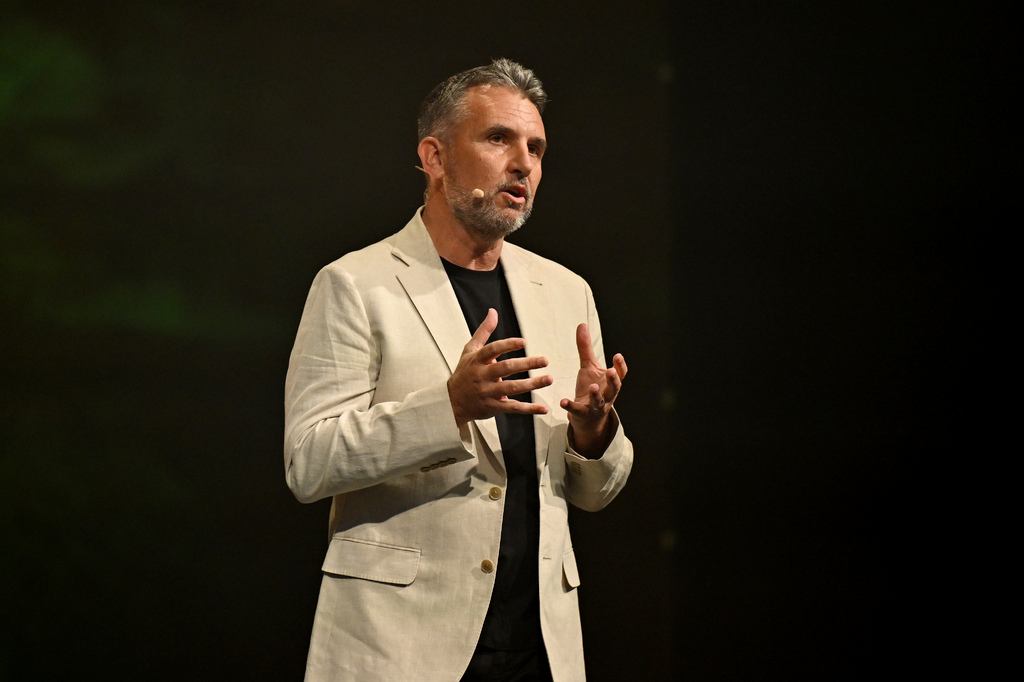 Mark Frain speaking at Foxtel Media's 2027 Upfront event