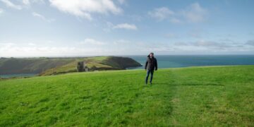Colin Fassnidge on the Irish coast for Better Homes and Gardens