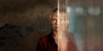 Anna Torv as Detective Tig Pollard in Dustfall