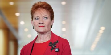 Pauline Hanson in Four Corners Behind the Orange Wave