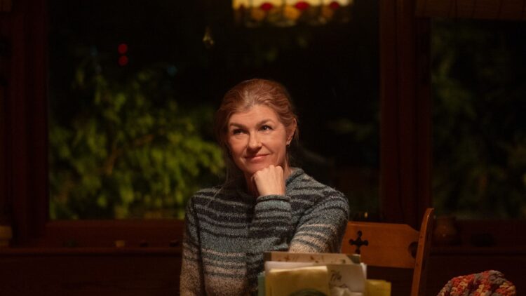Connie Britton as Ellen in Phony on Disney+
