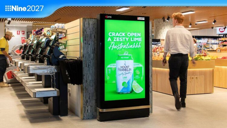 QMS SHOP retail out-of-home screen