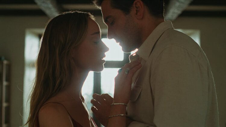 Jake Gyllenhaal and Phoebe Dynevor in Remain