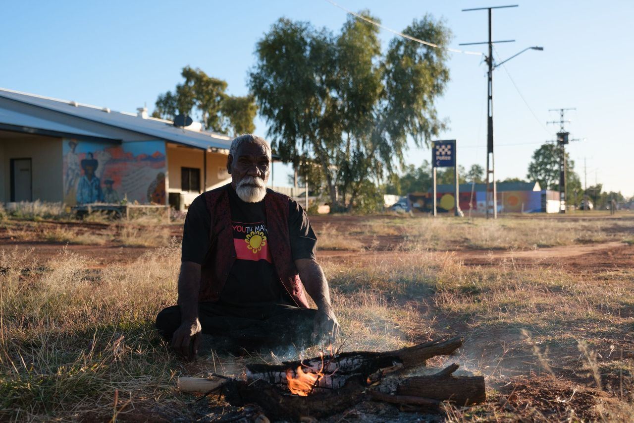 Warlpiri Elder Ned Jampijinpa Hargraves in Yuendumu