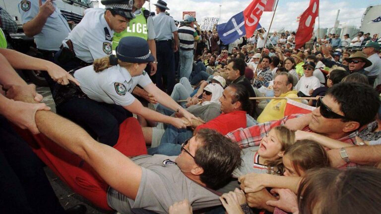 Police and protesters clash during the 1998 Australian waterfront dispute
