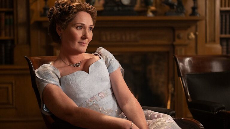 Ruth Gemmell as Lady Violet Bridgerton seated in Bridgerton