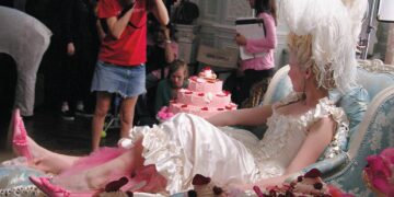 Behind the scenes of Sofia Coppola's Marie Antoinette in Making Marie Antoinette