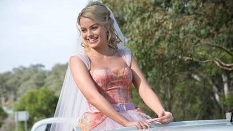 Margot Robbie as Donna Freedman in Neighbours
