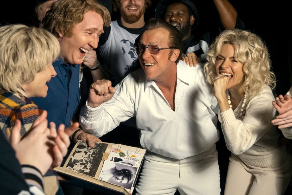 Kathryn Hahn, Nicolas Cage, Christian Bale and Sienna Miller in MADDEN