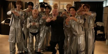 Bill Bailey joins performers in South Korea
