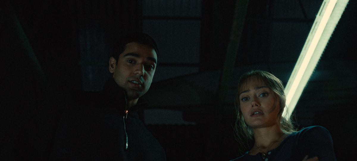 Rish Shah as Gabriel and Ella Purnell as Rhiannon in Sweetpea Season 2.