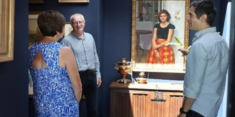 Grand Designs New Zealand on ABC: an orchard home becomes an art gallery programme image
