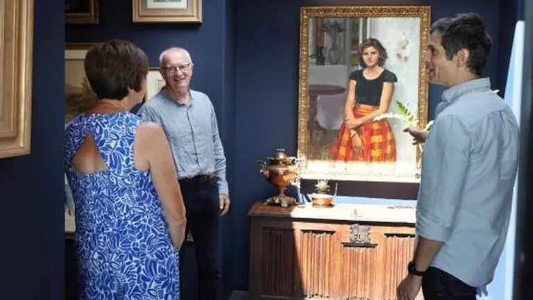 Grand Designs New Zealand on ABC: an orchard home becomes an art gallery programme image